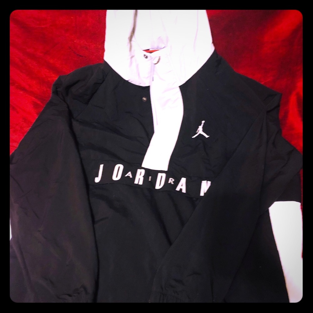 Jordan lined, hooded, wind breaker